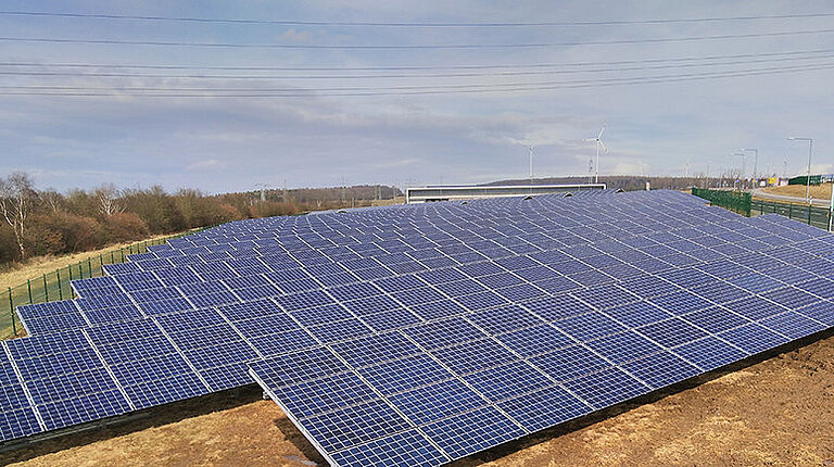 eyer Burger und SMA fordern Industriestrategie für die Zukunft der Solarproduktion in Deutschland