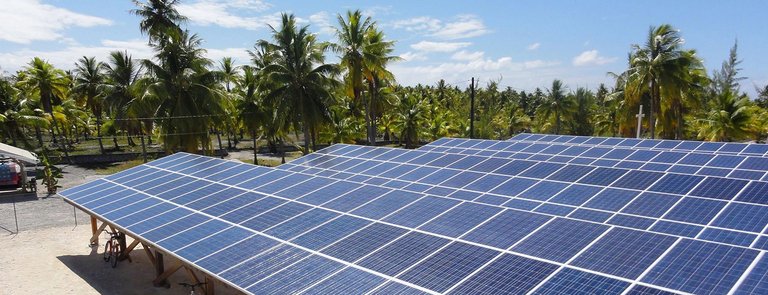 PV-Diesel-Hybrid-System - Reao, Französisch-Polynesien