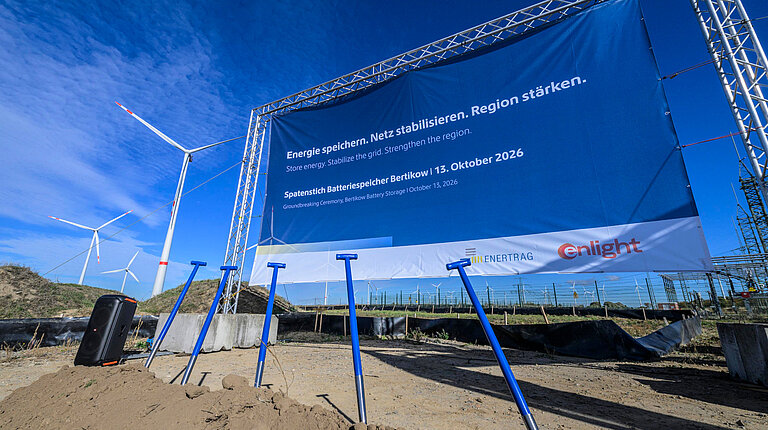 Spatenstich für Batteriespeicher Bertikow: Baubeginn des Schlüsselprojekts für Netzstabilität und Versorgungssicherheit