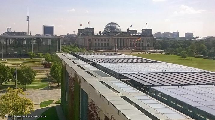 [Translate to Spanish:] Mehr Solarstrom für das Bundeskanzleramt mit Wechselrichtern von SMA