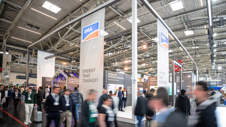 Managing energy to save yours: SMA auf der Smarter E Europe 2026
