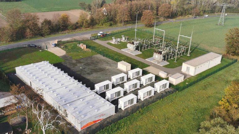 Mise en service de la troisième grande centrale de stockage Upside équipée d’onduleurs à batterie SMA