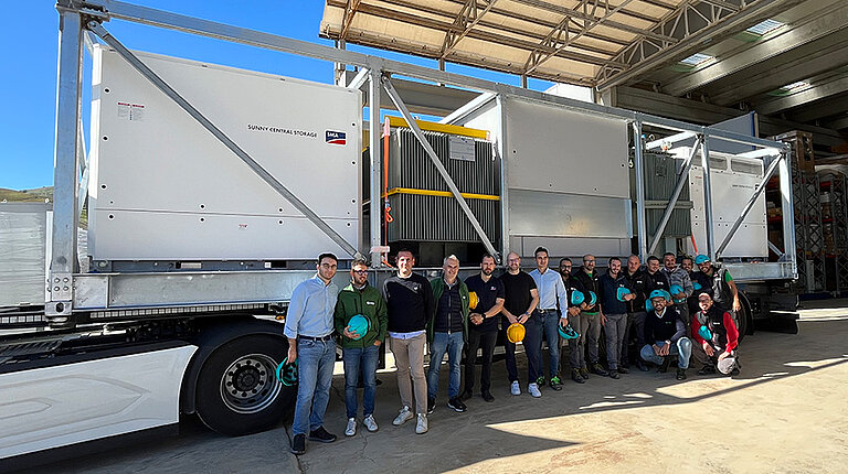 SMA amplía su cartera de productos para BESS (sistema de almacenamiento de energía en baterías) y centrales fotovoltaicas