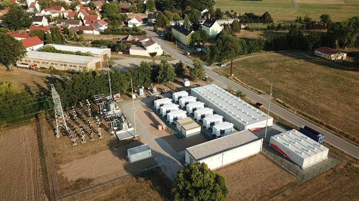 Upside erweitert Batterieportfolio um 16 MW Großspeicher mit Systemtechnik von SMA