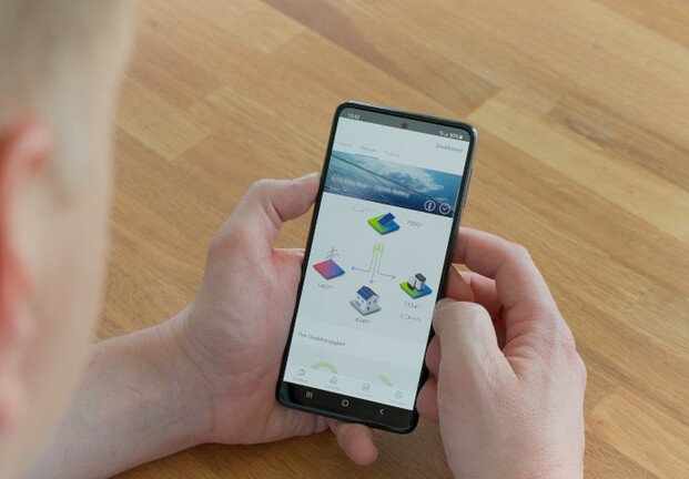 In the SMA Energy App, I can see exactly how much electricity I’m currently consuming and how much I’m generating.