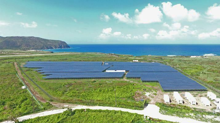 Systemlösung von SMA versorgt Karibikinsel zu 100 Prozent mit Solarstrom