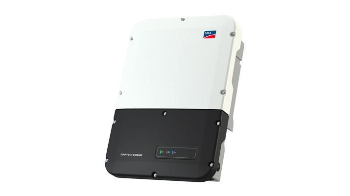 Speichersysteme einfach erweitern: Der neue Sunny Boy Storage integriert bis zu drei Batterien